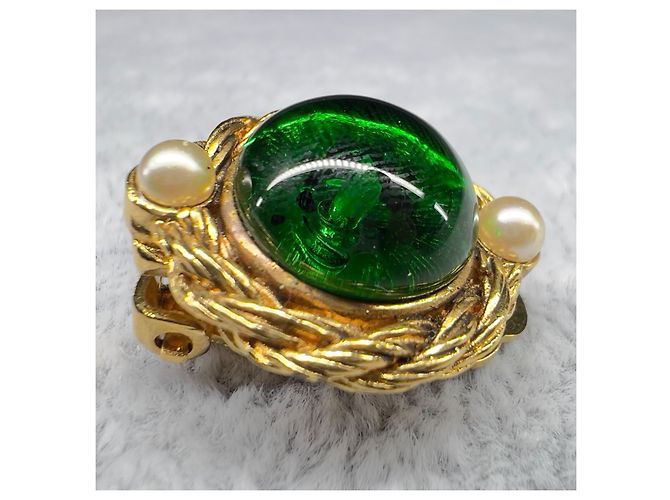 Orecchini a clip in pietra verde Gripoix 2071 di Chanel D'oro - vista 6