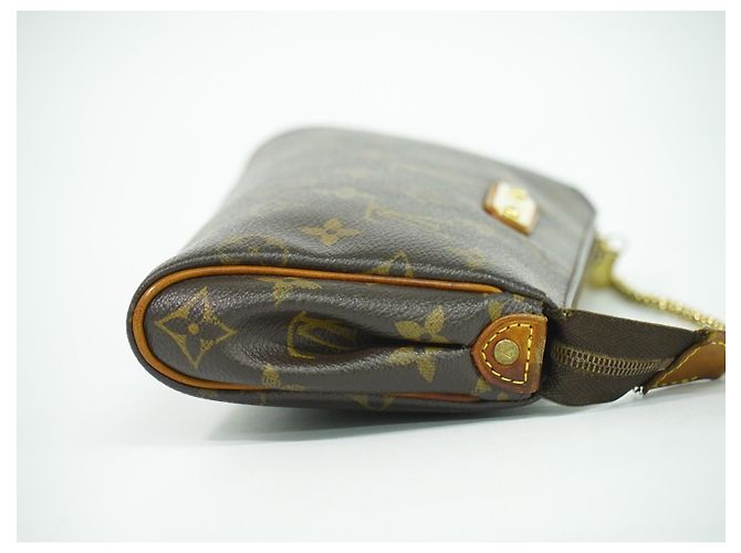 Borsa a mano Eva Louis Vuitton in tela Monogram Marrone - vista 3