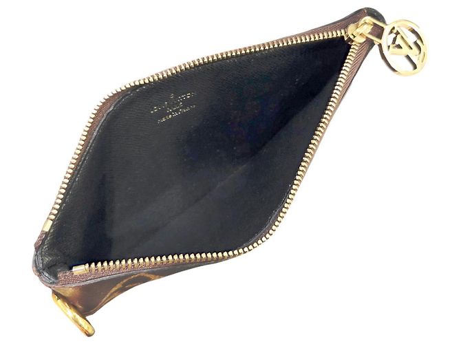 LOUIS VUITTON Pochette Trio Monogramma Gigante Inverso Marrone - vista 14