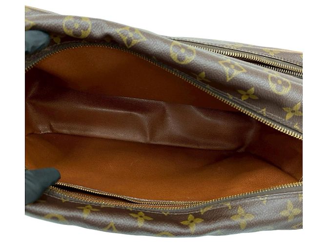 Sac à main en cuir Monogram Nile de Louis Vuitton Métallisé Bronze - vue 10
