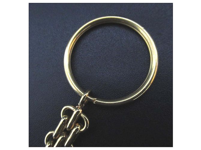 Portachiavi circolare matelassé Coco Mark di Chanel D'oro Metallico - vista 4