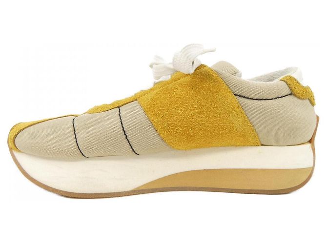 Tênis Marni de couro bege amarelo - vista 2