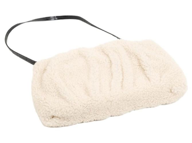 Clutch Staud Bean in shearling bianco beige - vista 3