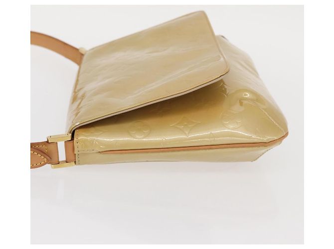 Borsa Louis Vuitton Thompson Street Monogram Vernis Media Beige - vista 4
