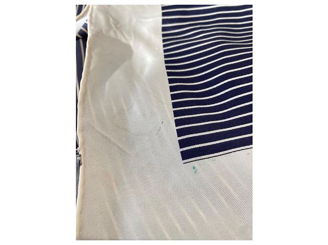 Sciarpa Sportmax in seta blu navy a righe con bordi beige - vista 5