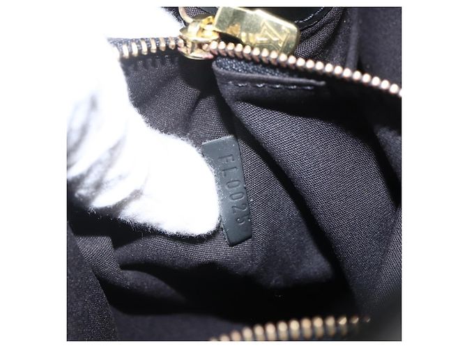 Louis Vuitton Mandara Epi Leather MM Nero - vista 7