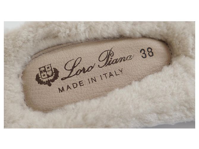 Stivaletti alla Caviglia con Lacci Foderati in Pelliccia Loro Piana Ylvi Walk Beige - vista 6