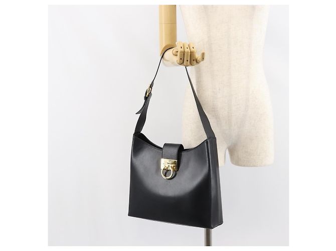 Borsa a mano Salvatore Ferragamo in pelle nera e oro Auth 160052 Nero D'oro - vista 23