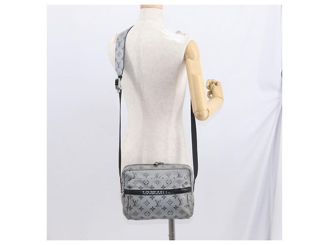 LOUIS VUITTON Borsa Messenger PM Monogram Reflect Argento M43859 LV Auth bs31079 - vista 27