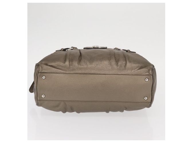 Borsa a mano Gancini in pelle Salvatore Ferragamo oro argento Auth 160099 - vista 9