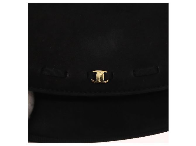 Salvatore Ferragamo Vala Shoulder Bag Suede Black Gold Auth BA9286 Golden - view 14