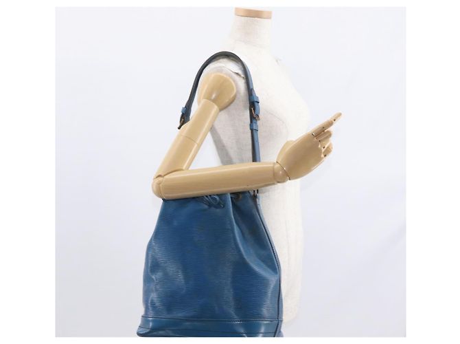 LOUIS VUITTON Sac à épaule Epi Noe Bleu Toledo M44005 LV Auth 159680 - vue 23