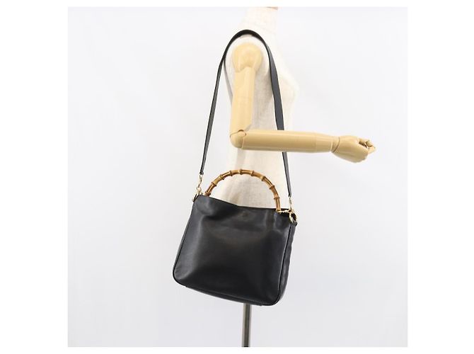 Borsa a Spalla in Pelle Gucci Bamboo 2way Nera Oro 001 3444 1638 Auth 158690 Nero D'oro - vista 22