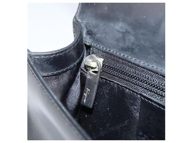 Borsa a mano Vala in pelle nera e argento di Salvatore Ferragamo Auth 160107 Nero - vista 20