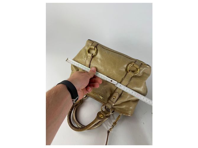 Vintage Miu Miu 2Way Lederhandtasche Gold - Ansicht 12