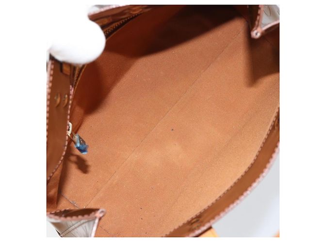 Louis Vuitton Reade Handbag Monogram Vernis PM Brown - view 5