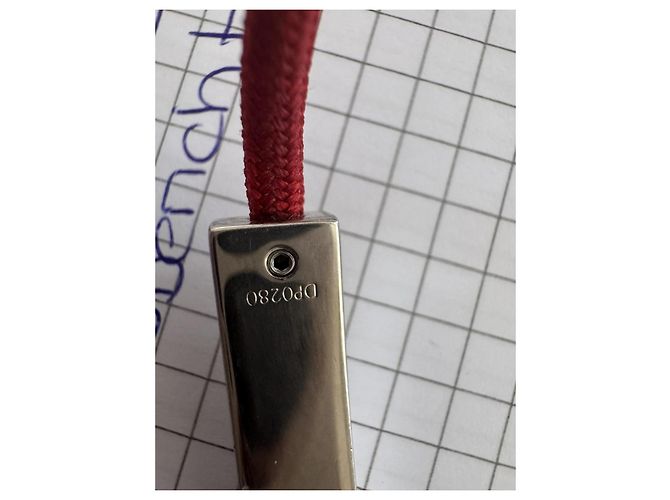 Bracciale Louis Vuitton Space Rosso Scuro Nylon Bordò - vista 5