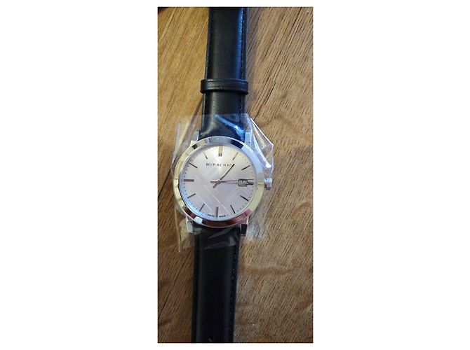 Orologio Burberry in Pelle Nera Nero Bianco - vista 3