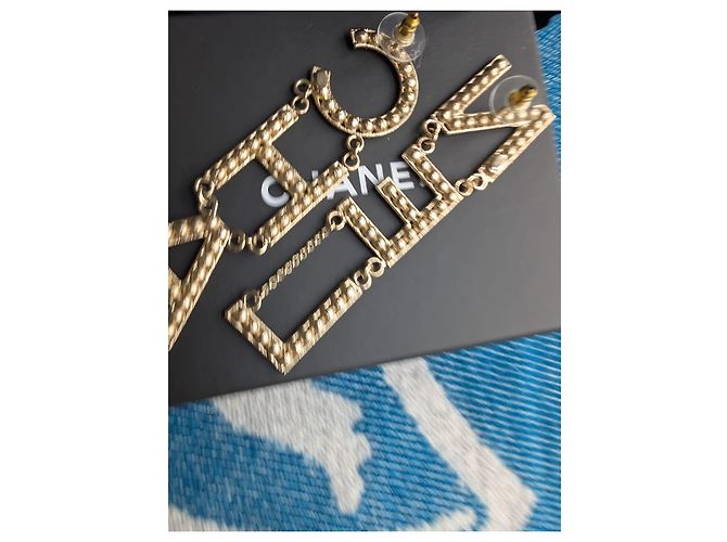Chanel Orecchini in cristallo lettera GHW B21V CHA NEL D'oro - vista 10