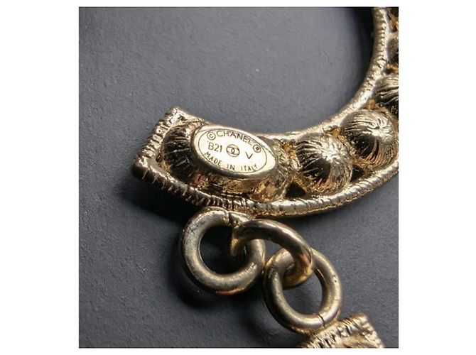 Chanel Orecchini in cristallo lettera GHW B21V CHA NEL D'oro - vista 5