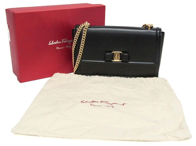 Vara Leder Schultertasche von Salvatore Ferragamo Schwarz - Ansicht 2