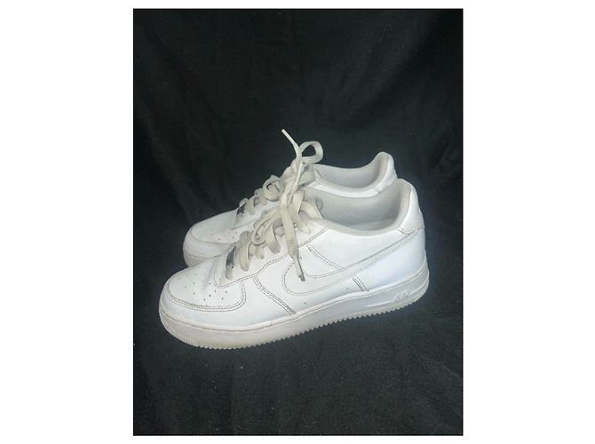 Scarpe Nike per Donna in Ottime Condizioni - vista 2