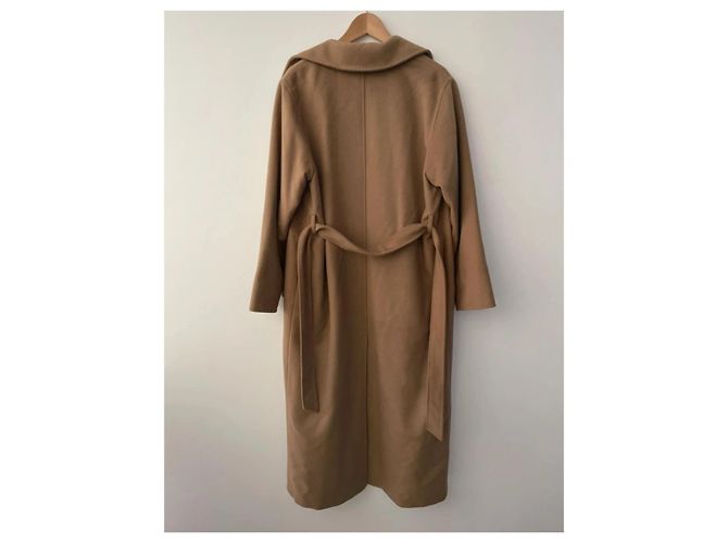 Cappotto Max Mara per Donna in Ottime Condizioni - vista 2