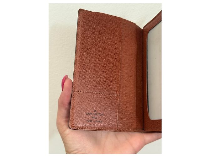 Billetera Internacional Monograma Louis Vuitton - Muy buen estado - vista 3