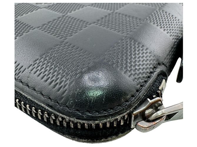Organizer Borsa Clutch Louis Vuitton Damier Infini Nero - vista 4