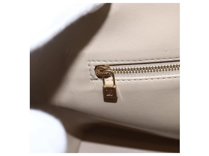 LOUIS VUITTON Monogram Vernis Houston Hand Bag Beige M91004 LV Auth ka1258 - view 18