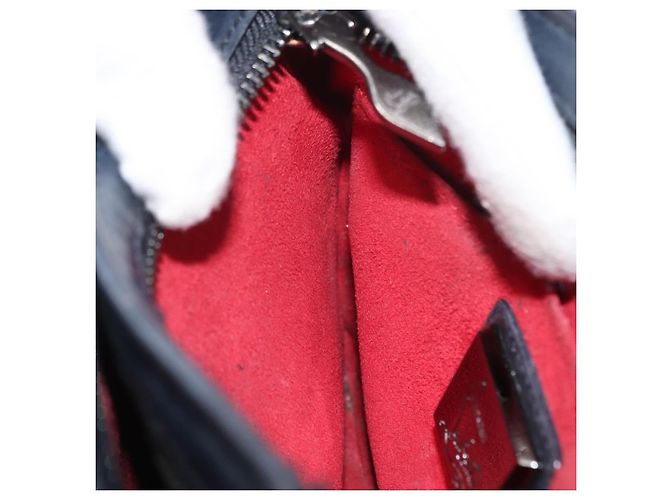 Borsa a spalla in pelle nera con borchie e catena Christian Louboutin Auth gh1489 Nero Argento - vista 19
