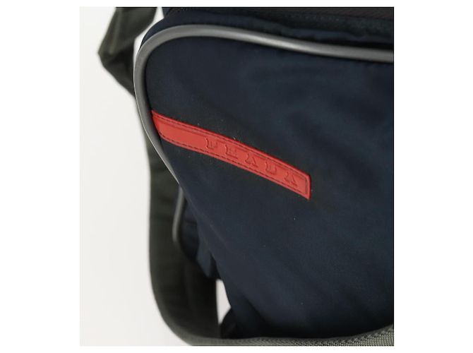 Borsa sportiva Boston in nylon 2 in 1 PRADA blu navy rosso Auth 158522 - vista 20