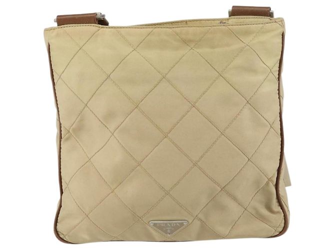 PRADA Gepolsterte Schultertasche Nylon Beige Silber Auth 159966 - Ansicht 2