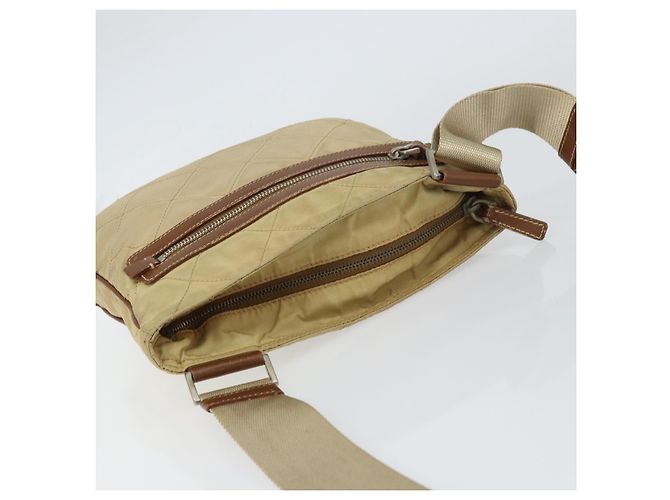 PRADA Gepolsterte Schultertasche Nylon Beige Silber Auth 159966 - Ansicht 6
