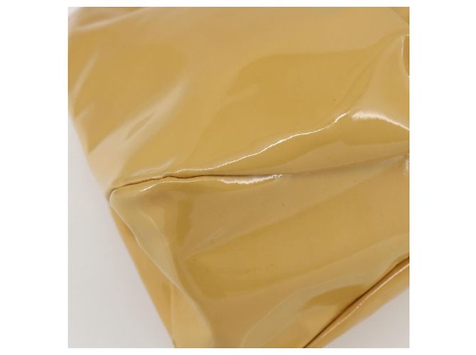 Borsa Vala in smalto giallo oro Salvatore Ferragamo Auth am10303 - vista 14