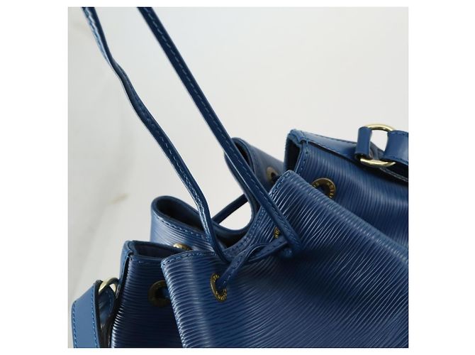 Noe LOUIS VUITTON Borsa a Spalla Petit Noé Epi Blu M44105 LV Auth ka1266 - vista 18