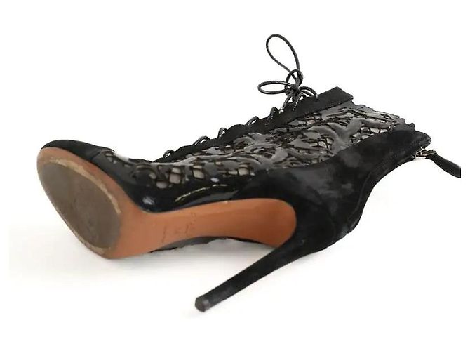 Alaïa Stivali in suede neri con lacci Nero - vista 6