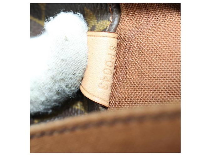 LOUIS VUITTON Borsa a Spalla Monogram Bastille SPO LV Auth ka1382 Monogramma - vista 12