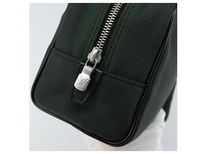 LOUIS VUITTON Clutch Taiga Parana Épicea M30754 LV Auth 159347 - vista 10