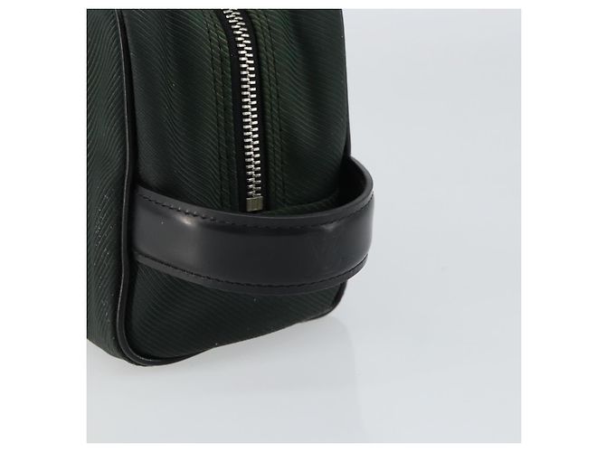 LOUIS VUITTON Clutch Taiga Parana Épicea M30754 LV Auth 159347 - vista 7