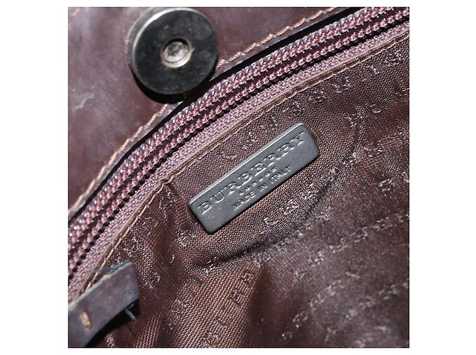Bolsa de mão em PVC bege e dourado com estampa Nova Check da BURBERRY Auth 159987 - vista 10