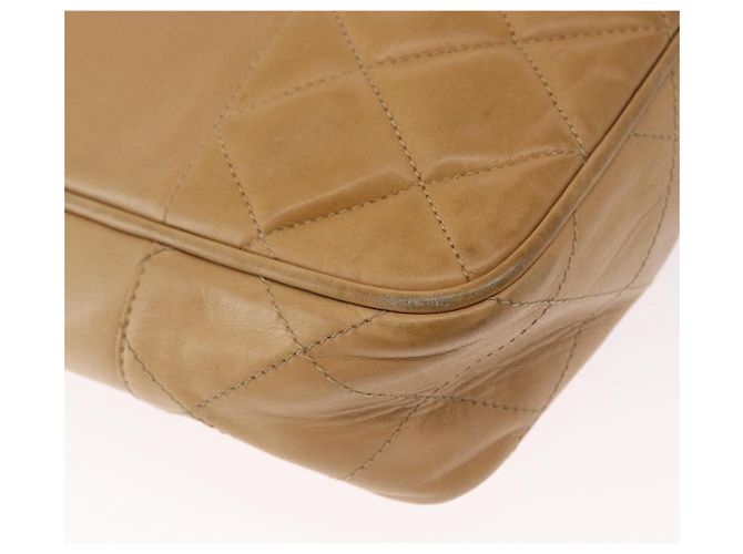 Borsa a spalla matelassé con catena CHANEL in pelle di agnello beige oro CC Auth gh1553 D'oro - vista 15