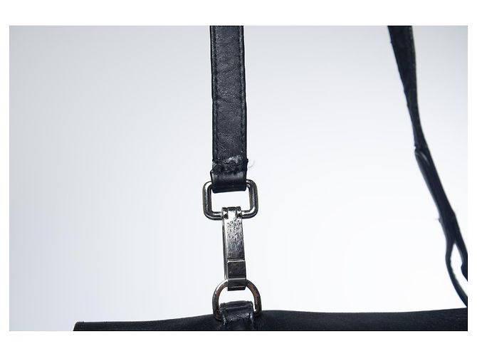 Prada, große umwandelbare Doppel-Twist-Tote mit Obergriff - Ansicht 3