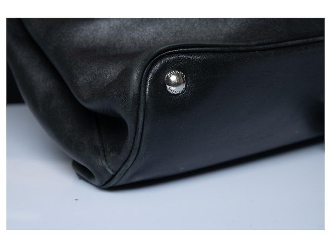 Prada, große umwandelbare Doppel-Twist-Tote mit Obergriff - Ansicht 8