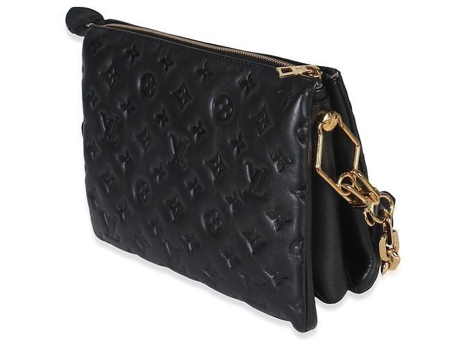 Coussin PM in agnello nero con monogramma in rilievo Louis Vuitton - vista 3