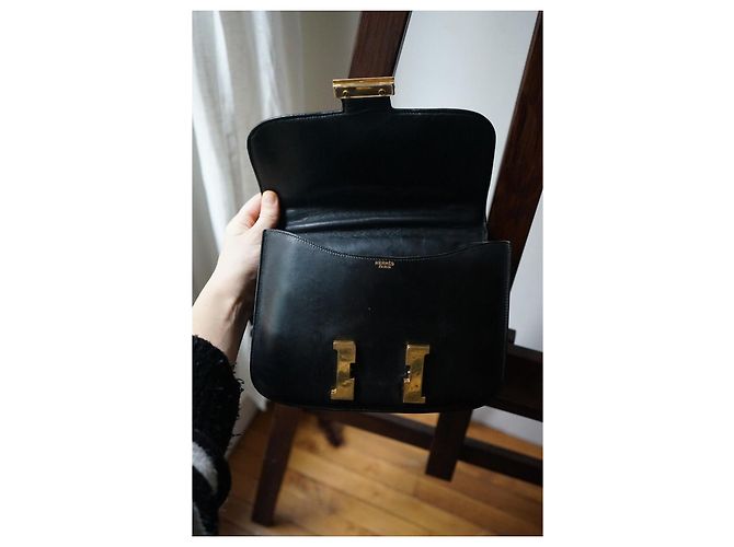 Sac Hermès Constance en cuir box noir - vue 14