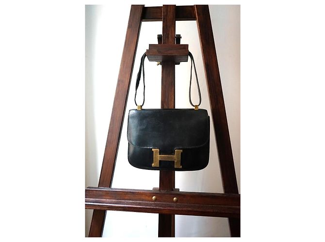 Sac Hermès Constance en cuir box noir - vue 3
