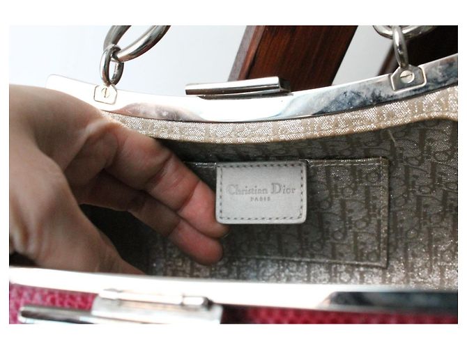 Borsa minaudière in lucertola rosa Christian Dior 2004 - vista 10