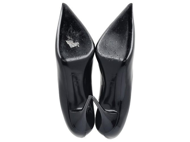 Norma-Pumps von Saint Laurent aus schwarzem Lackleder - Ansicht 7