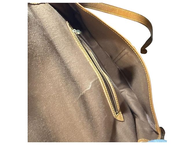 Sac à épaule Gibeciere MM Monogram Louis Vuitton Marron - vue 9